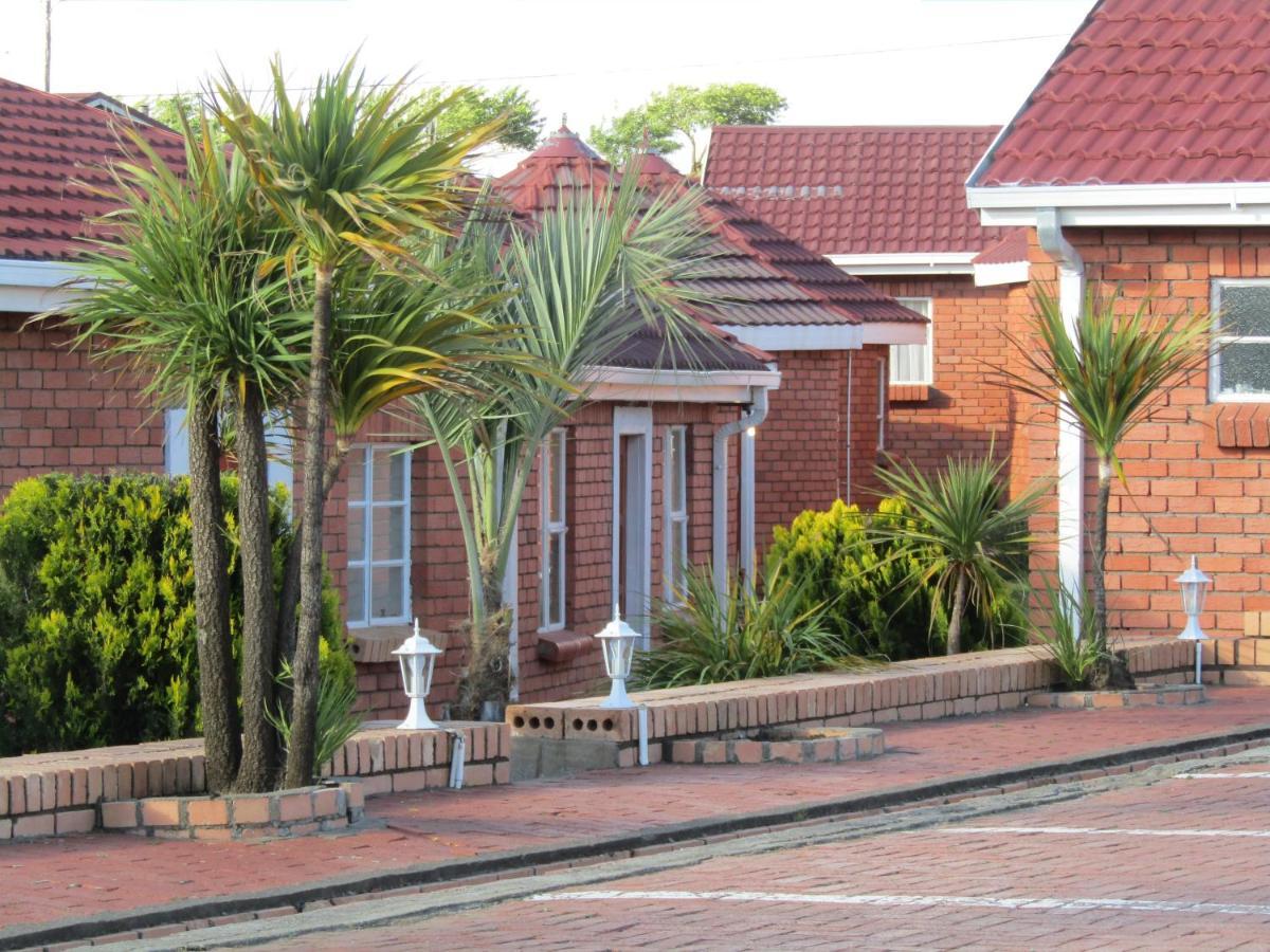 The Clan Lodge Mohlanapeng Exterior photo