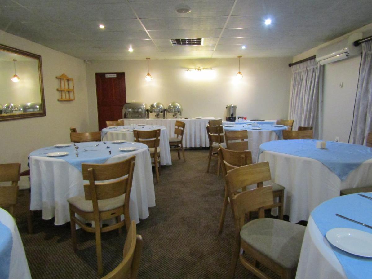 The Clan Lodge Mohlanapeng Exterior photo